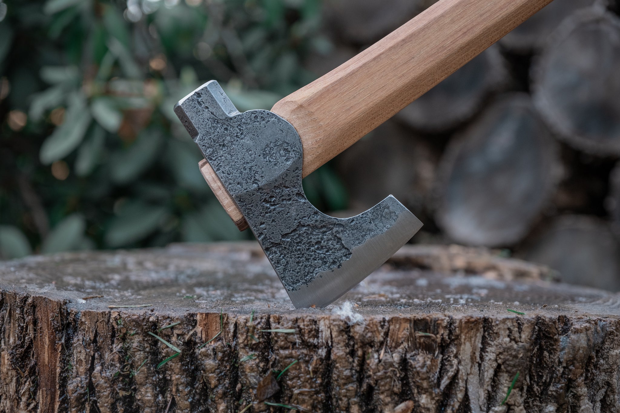 Mountaineer w/ Lanyard Hole