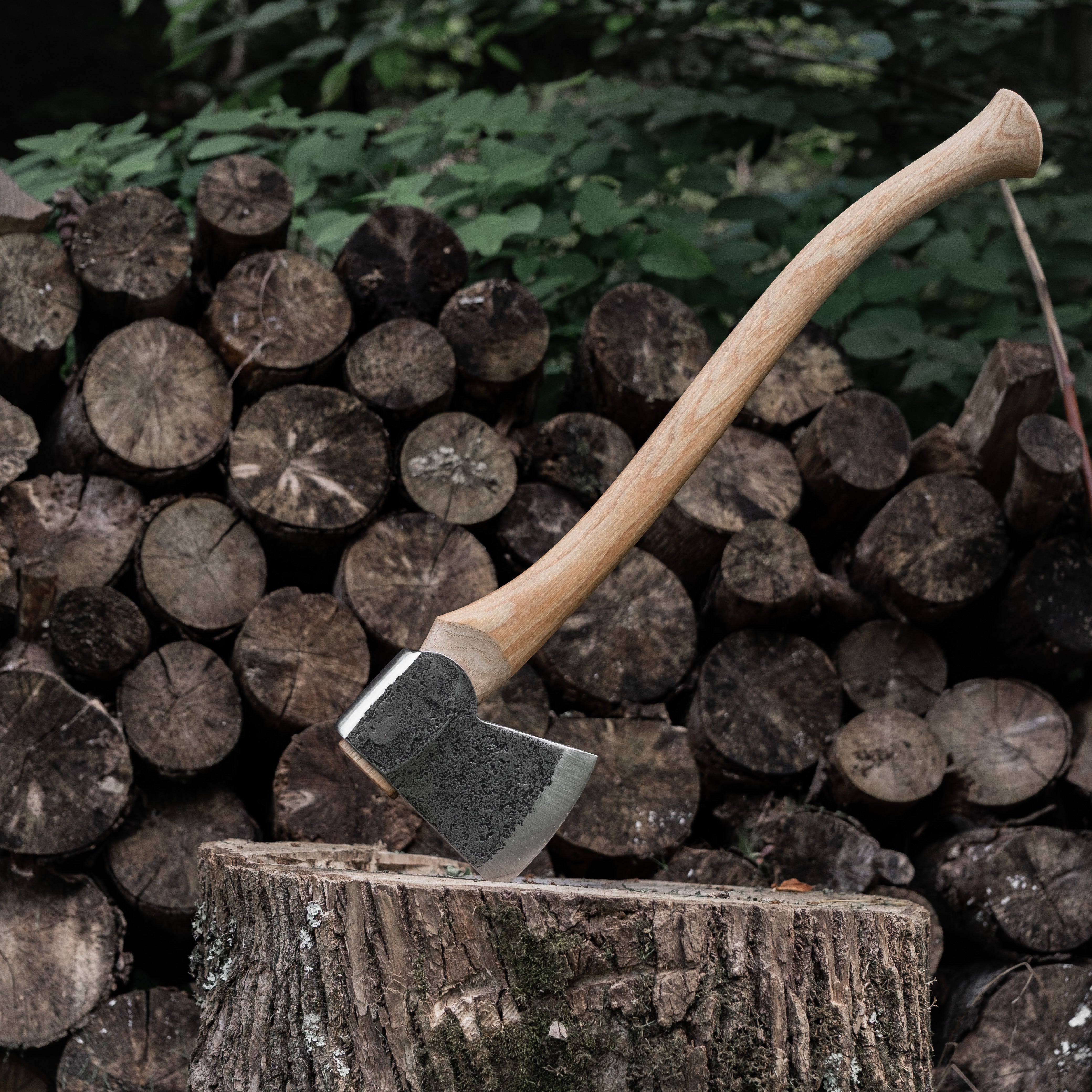 3LB rounded hunters poll axe