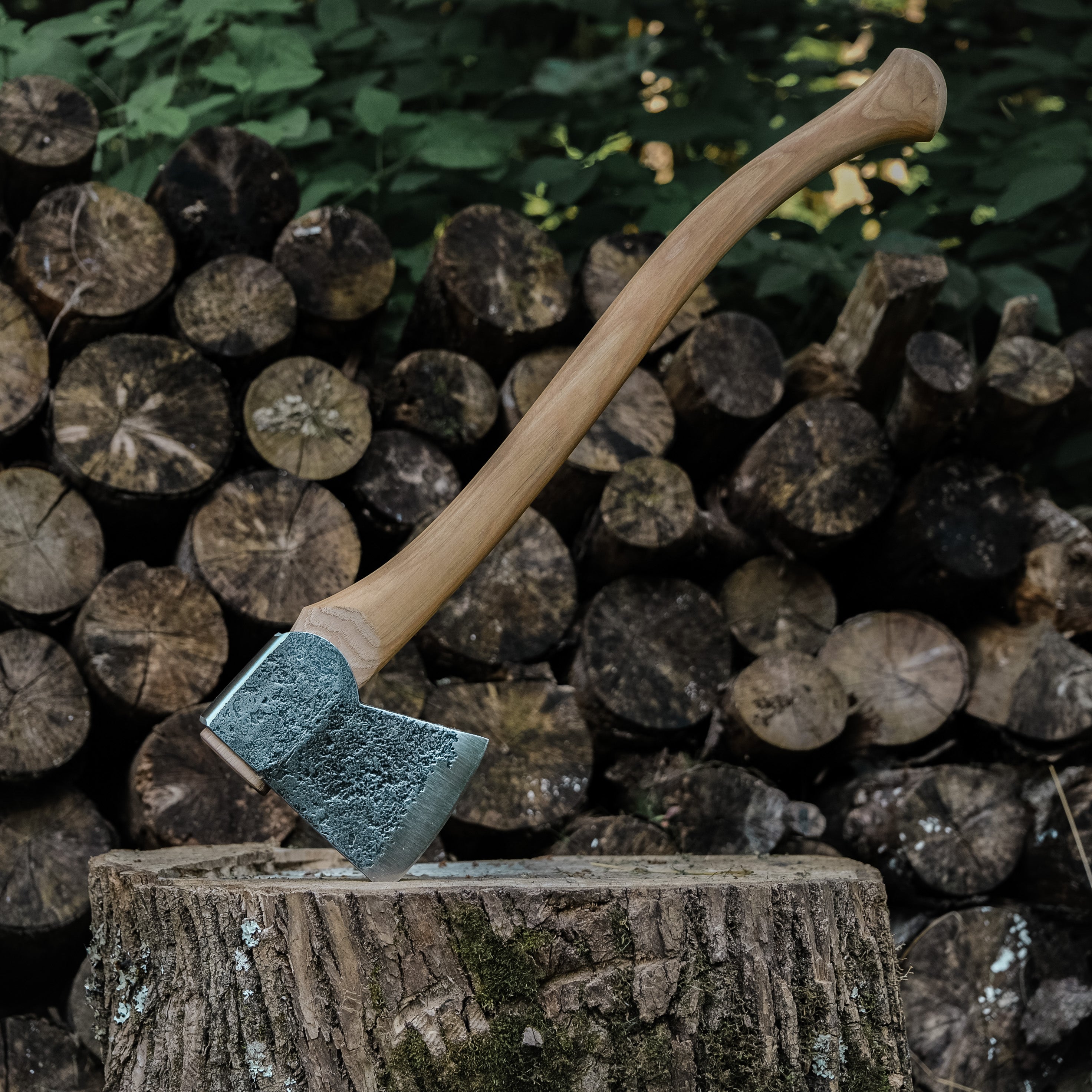 Mis-stamp 3LB rounded hunters poll axe