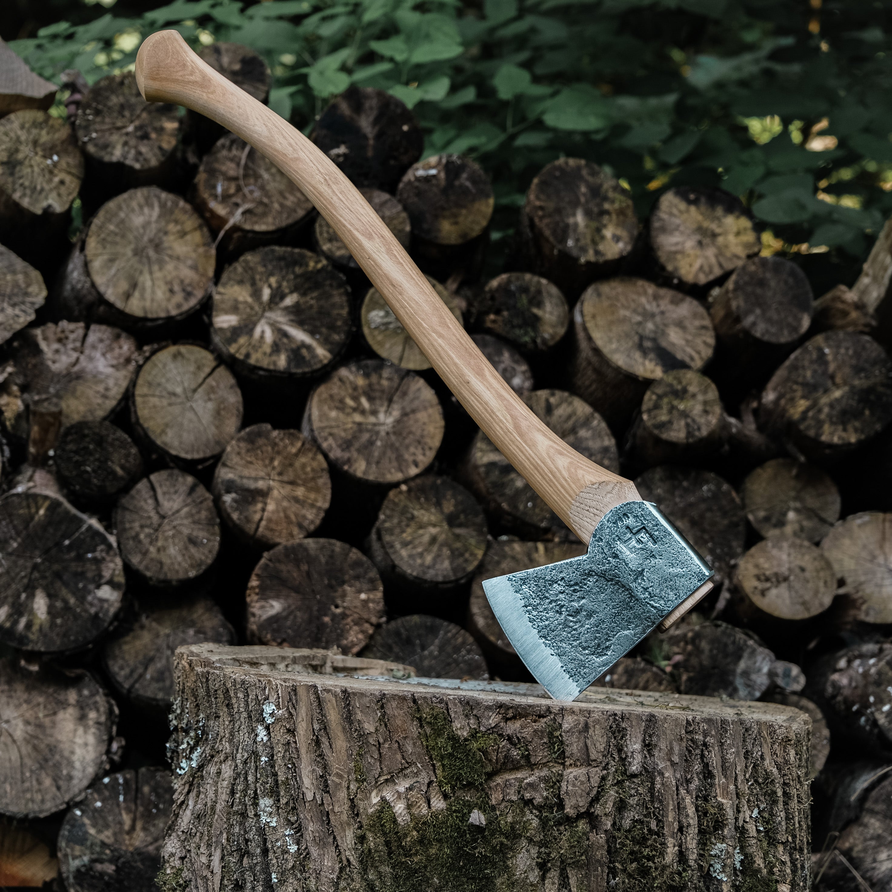 Mis-stamp 3LB rounded hunters poll axe