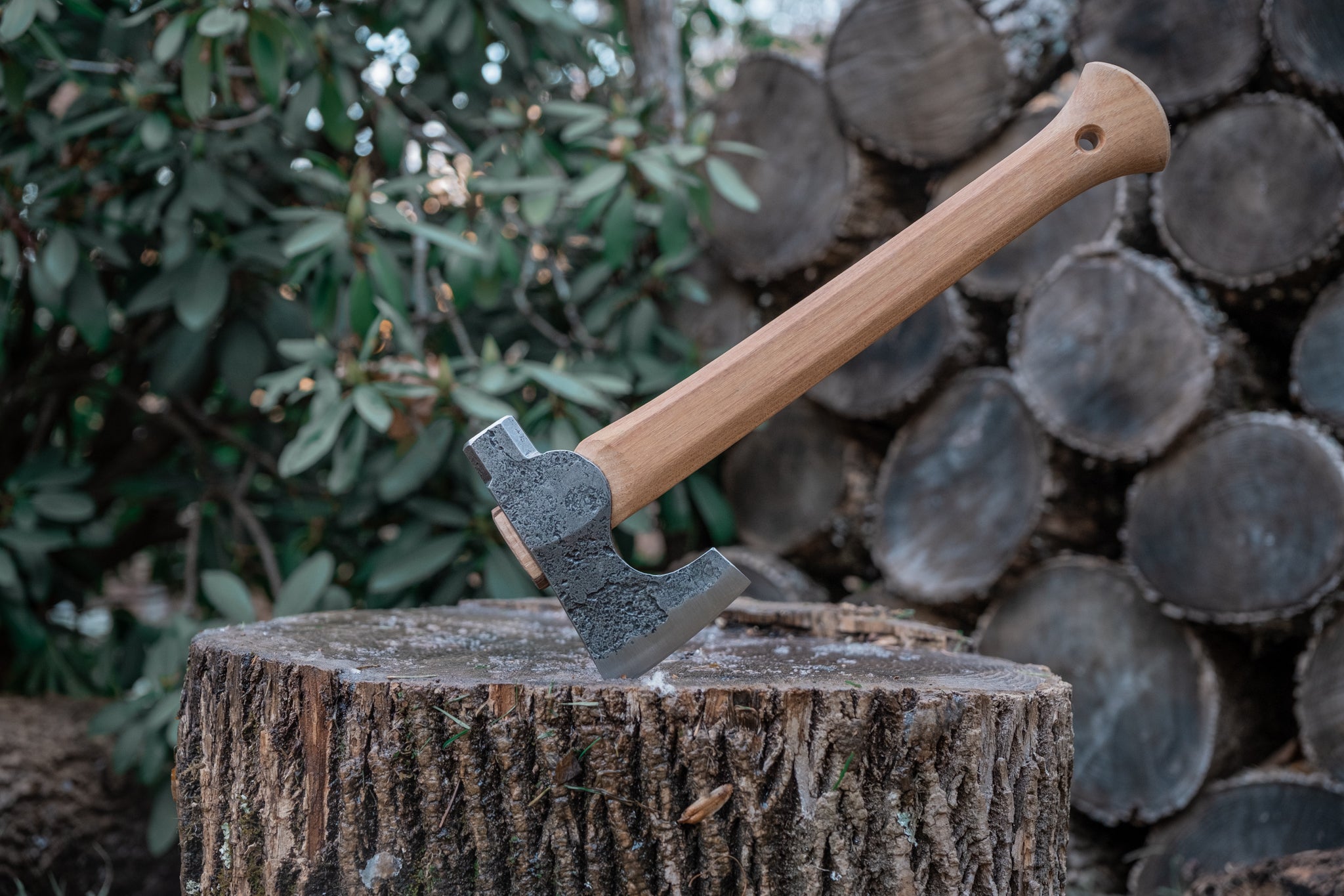 Mountaineer w/ Lanyard Hole