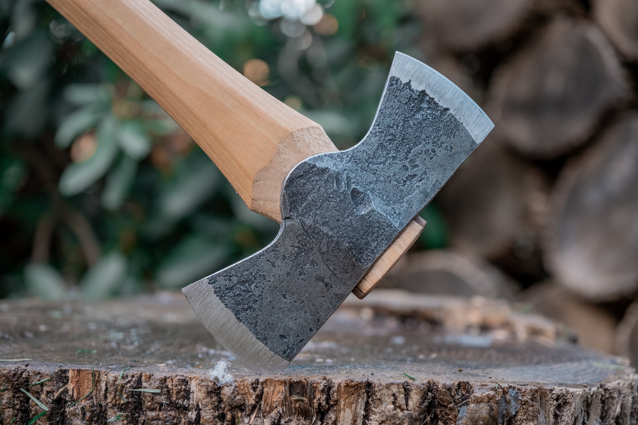 Hawksbill w/ lanyard hole