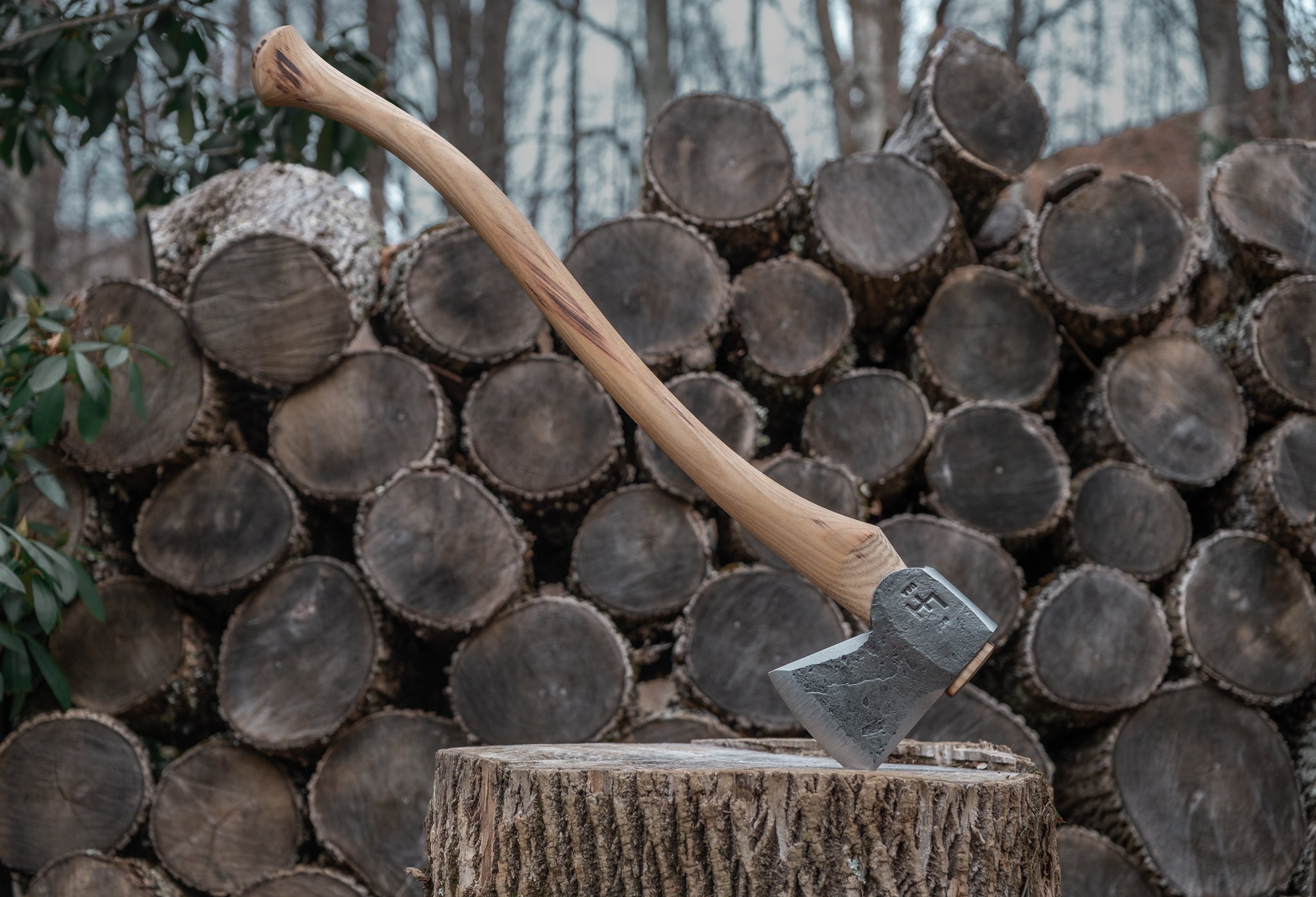 3LB Custom Axe W/ Rounded Poll