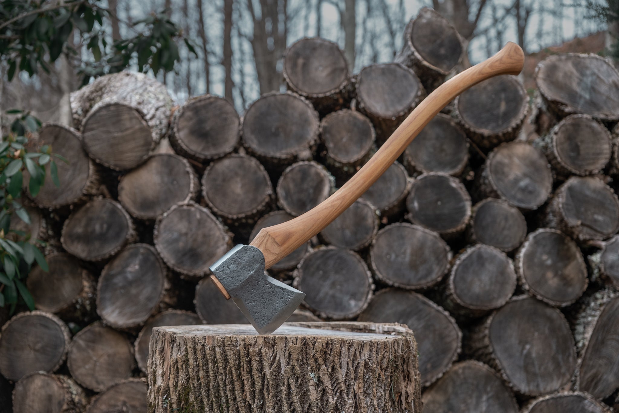 3LB Custom Axe W/ Rounded Poll