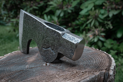 mountaineer hammer head